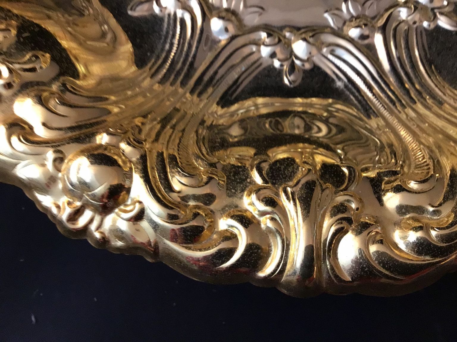 Hitiques — Large Kent Silversmiths 24 Kt Gold Plate Bowl